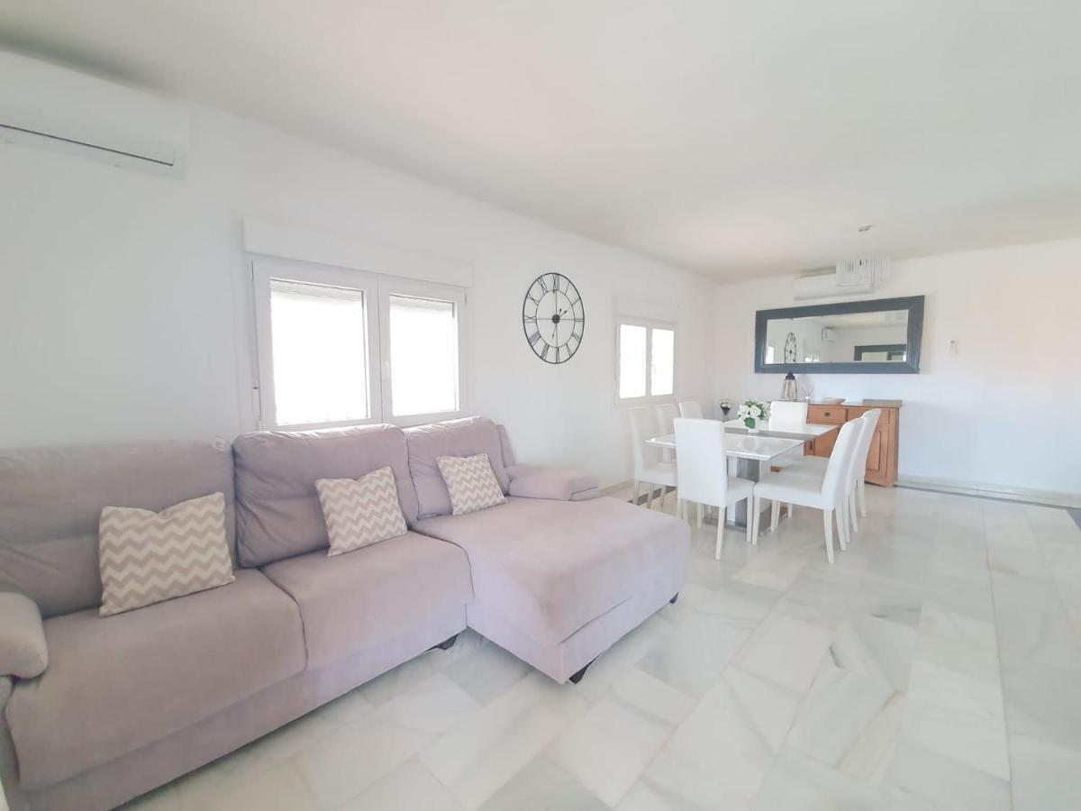 Beautiful 5 Bedroom Villa, Sea Views, Private Pool, Estepona Newly Refurbished Exterior photo